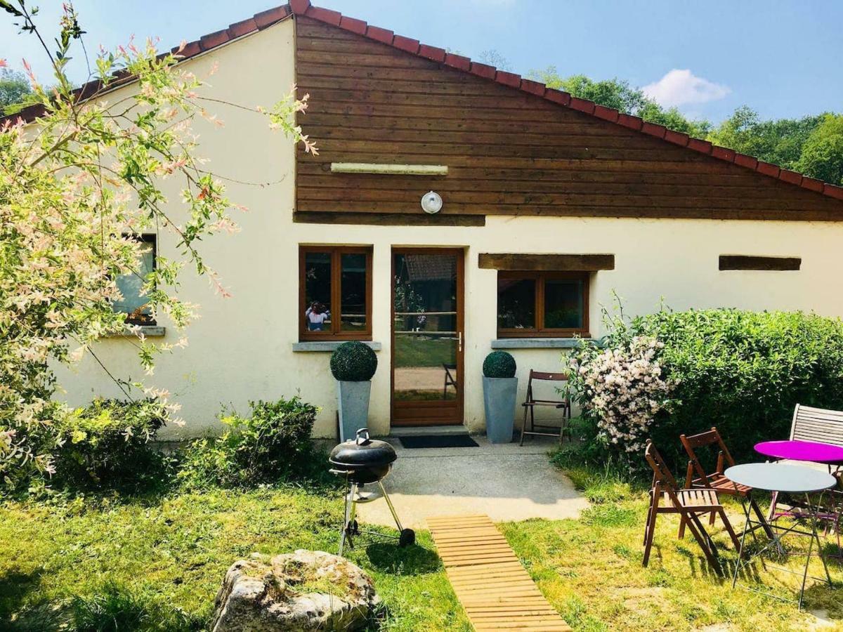 Gite Ecuries Vineuil Jump 6 Personnes Exterior photo
