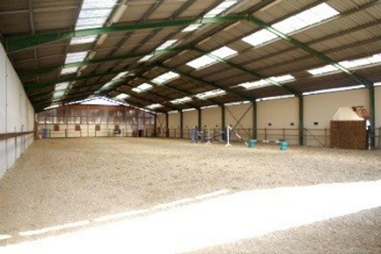 Gite Ecuries Vineuil Jump 6 Personnes Exterior photo
